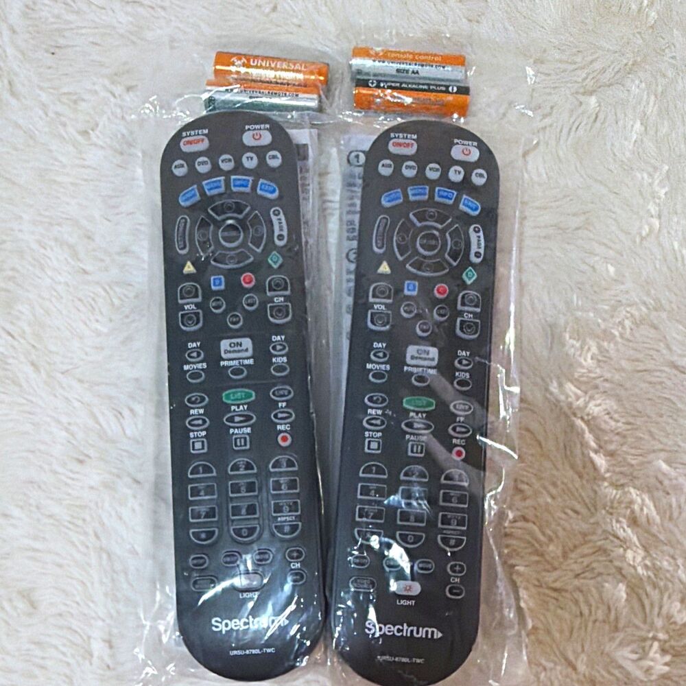 2 Spectrum CLIKR-5 UR5U-8780L-TWC Universal Cable Remotes OEM New Sealed
